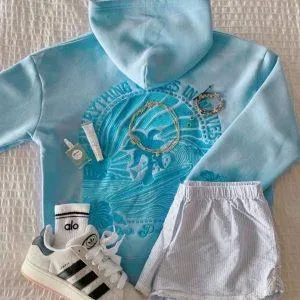 Комфорт и спокойствие: как одежда в стиле «soft dressing» меняет наш быт